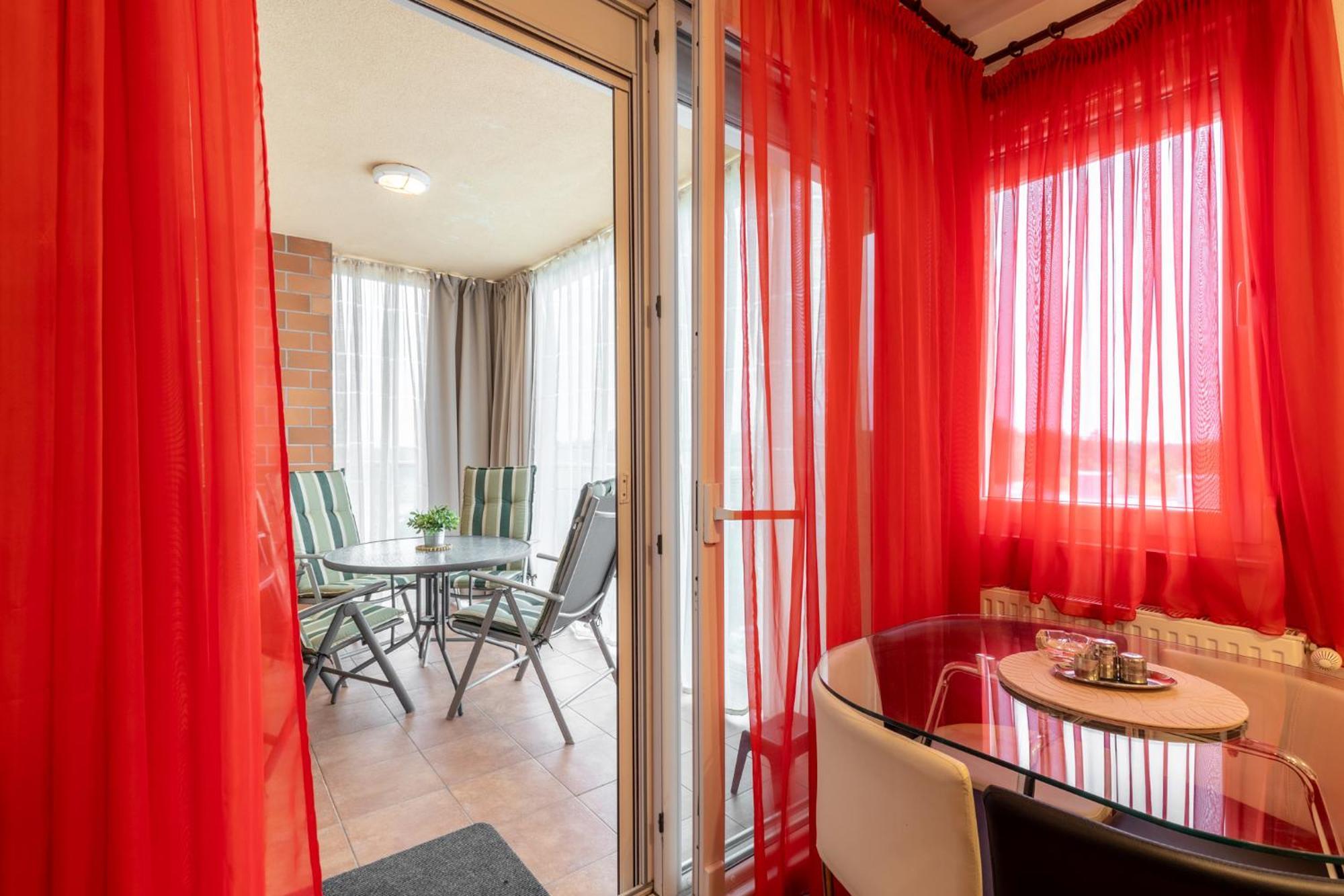Galerius Apartmanok By Bltn Siofok Exterior photo